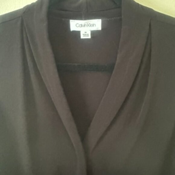 Calvin Klein Gathered V-Neck Sleeveless Blouse - Picture 2 of 5